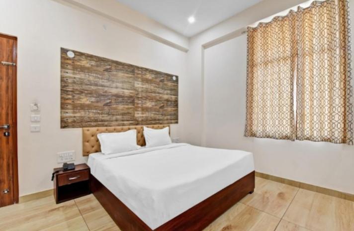 Hotel Amrapali Inn جايبور المظهر الخارجي الصورة